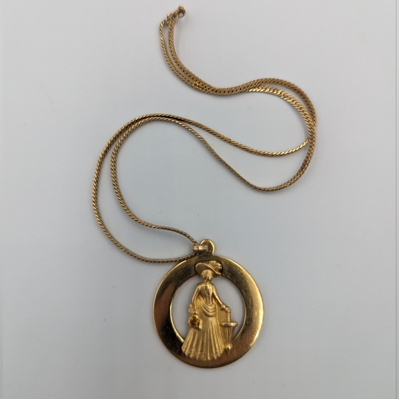 Avon Mrs. Albee Pendant 10K Gold Filled On 14K GF Flat Curb Chain 15" Vintage - Picture 2 of 13